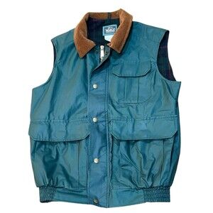 Vintage Woolrich 1970s Vest Size Small Men’s Green Snap Corduroy Collar